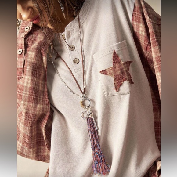 Plaid Sleeve Star Patchwork Sweatshirt top pocket beige brown stripe - Picture 5 of 7